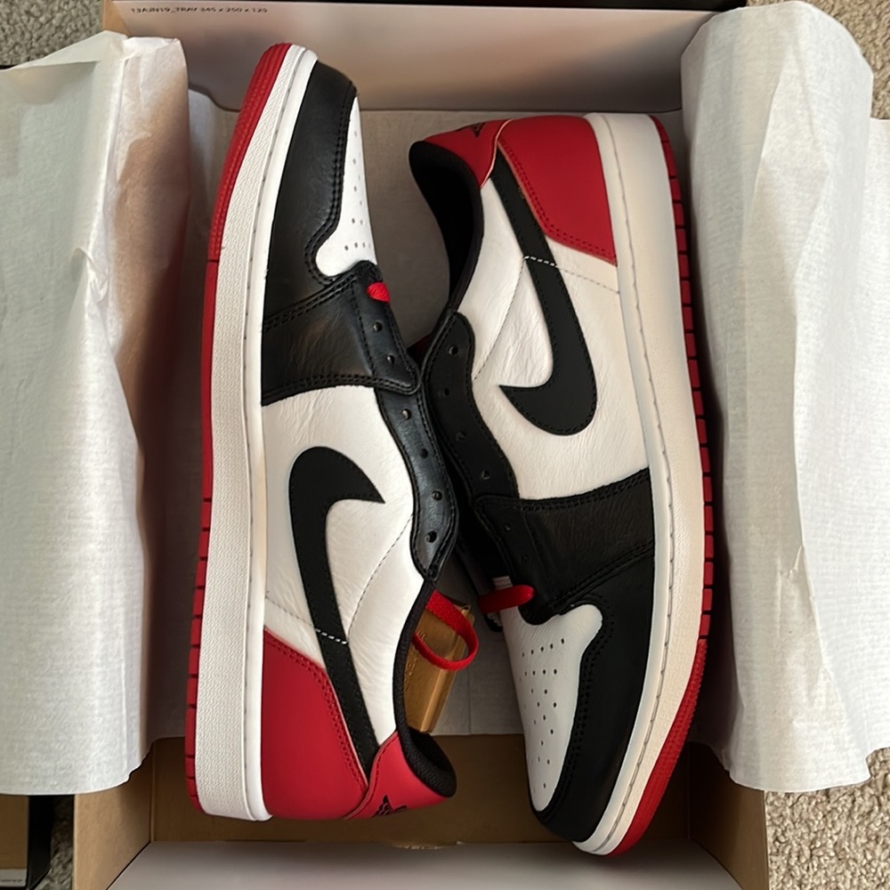 Air Jordan 1 Retro Low OG Chicago Sz 13
